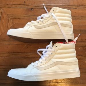 Slim White Vans Classics